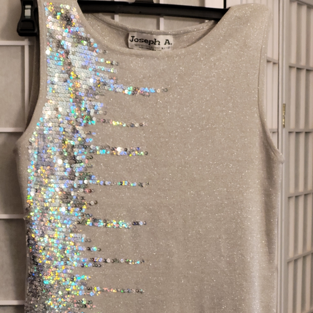 Joseph A silk blend sequin shell, Size L